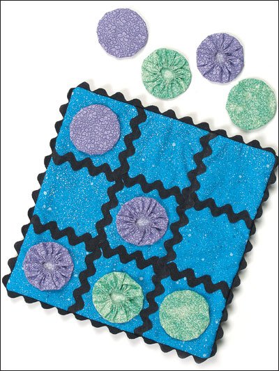 Travel Games Checkers and Tic Tac Toe {52 UFO Quilt Block Pick Up
